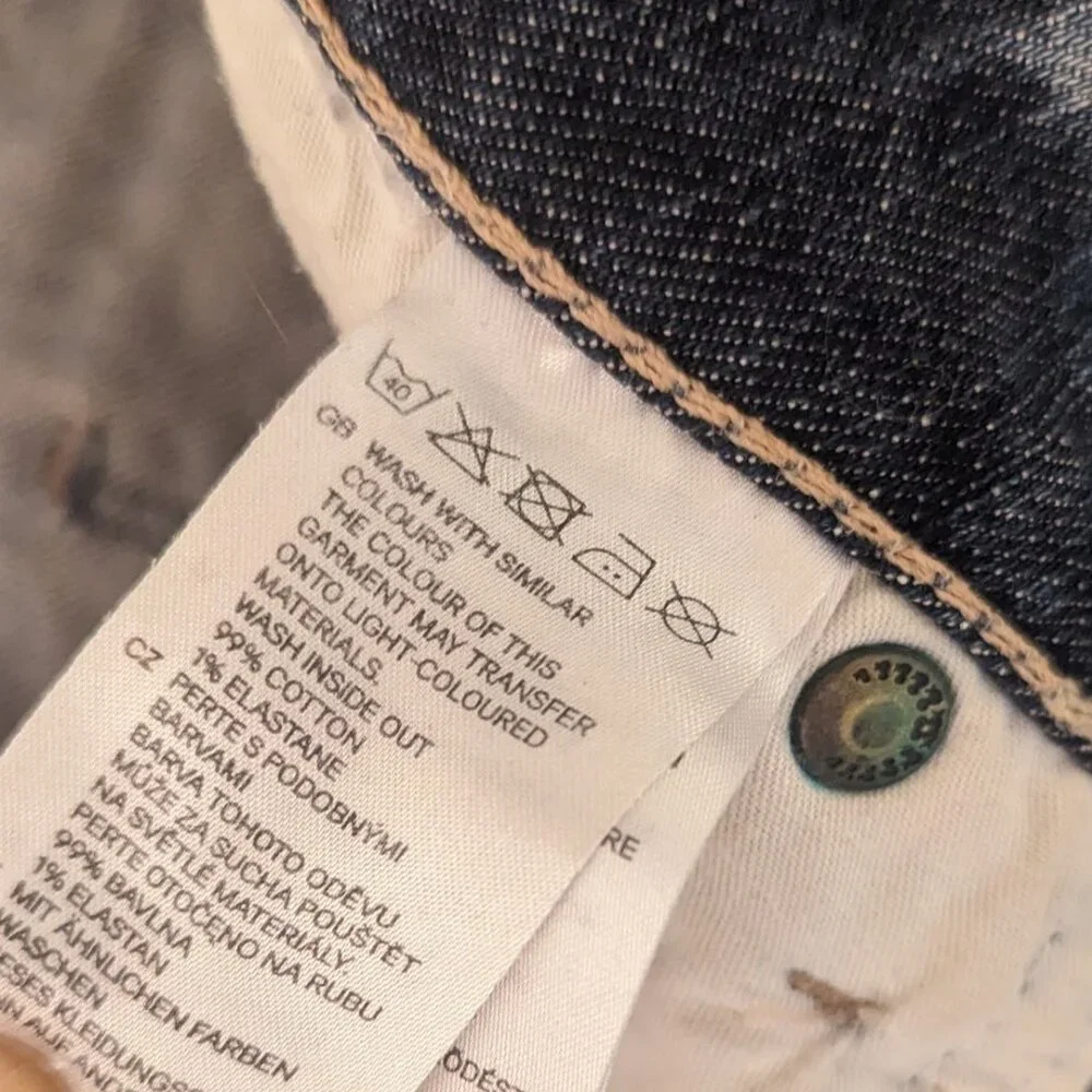 Cotton Jeans Acid washed - H&M - 29 (like a 6/ 30 fits too)- Stone-washed - Picture 10 of 11